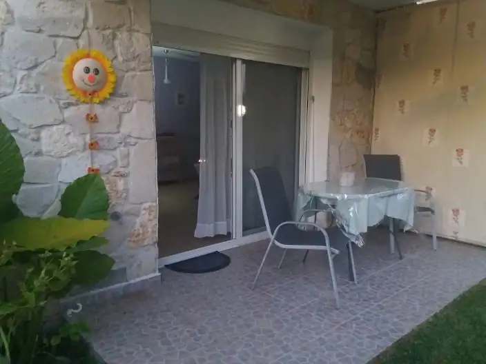 Petite Palace Fourka — view 3