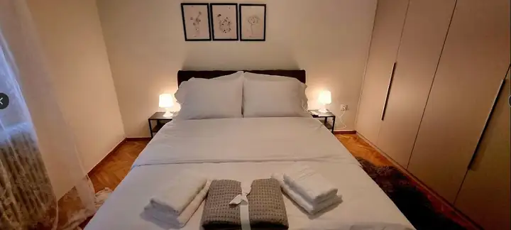 Petite Palace 2 — view 2