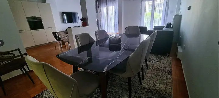 Petite Palace 2 — view 3