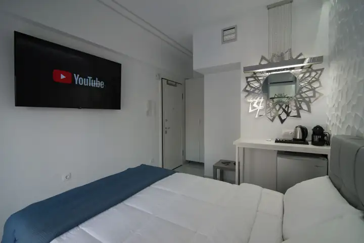 Petite Palace 3 — view 2