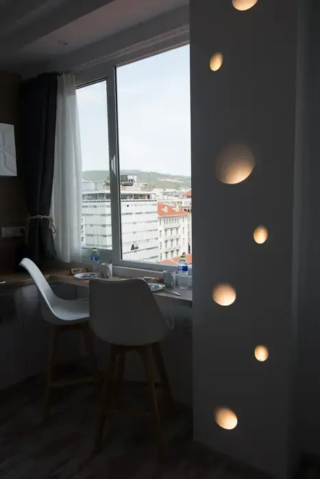 Petite Palace 8 — view 6